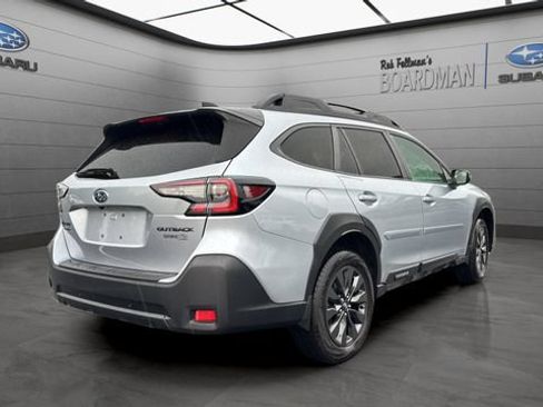 Used 2025 Subaru Outback Onyx Edition AWD/4WD image 5