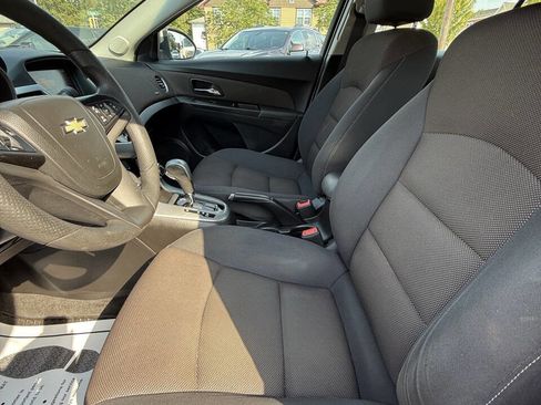 Used 2016 Chevrolet Cruze Eco image 19