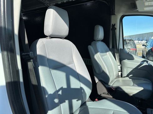 Used 2019 Ford Transit 350 148 Medium Roof image 24