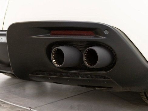 Certified 2022 Ferrari Roma image 31