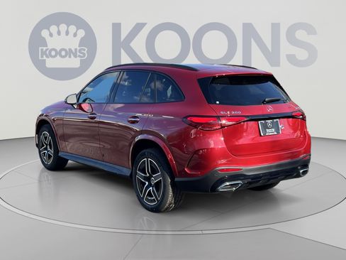 New 2026 Mercedes-Benz GLC 300 4MATIC image 4