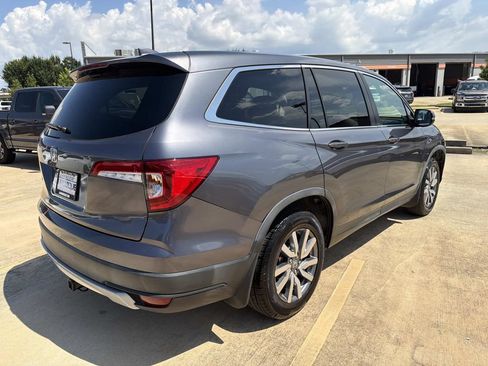 Used 2019 Honda Pilot EX image 8