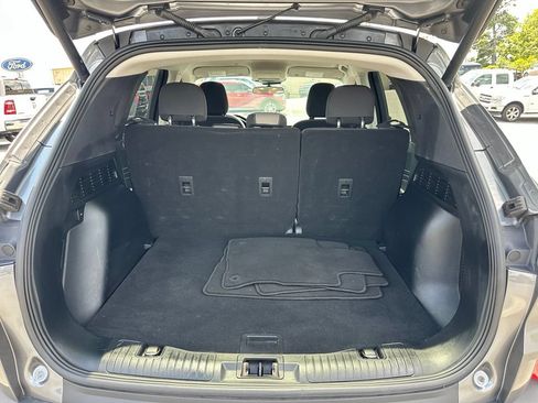 Used 2022 Ford Escape SE w/ Convenience Package FWD image 41