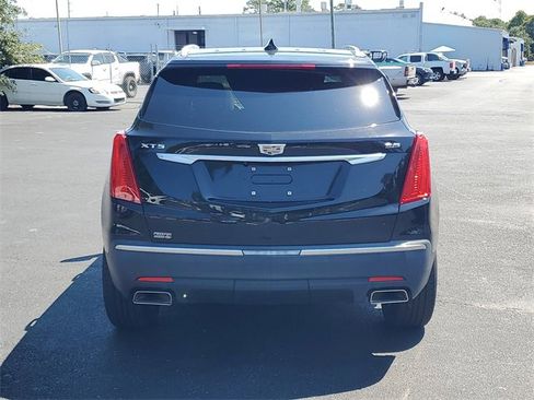 Used 2017 Cadillac XT5 Premium Luxury image 5