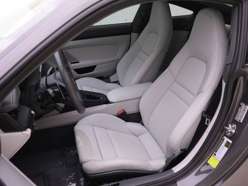 Certified 2024 Porsche 911 Carrera 4 GTS image 5