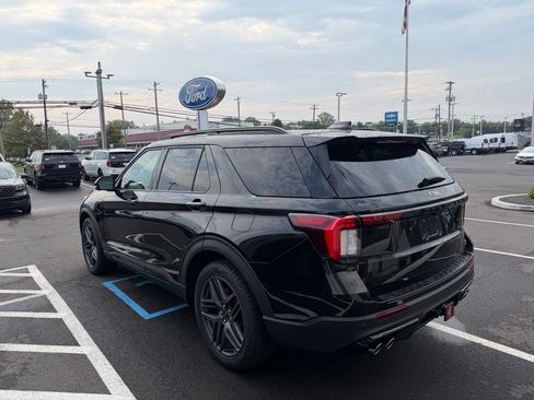 Used 2026 Ford Explorer ST w/ Sun And Sound Package AWD/4WD image 8