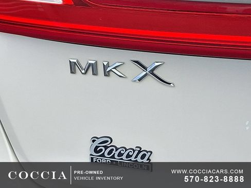 Used 2017 Lincoln MKX Select w/ Select Plus Package AWD/4WD image 31