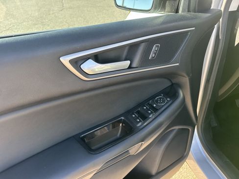 Used 2019 Ford Edge SEL w/ Equipment Group 201A image 12