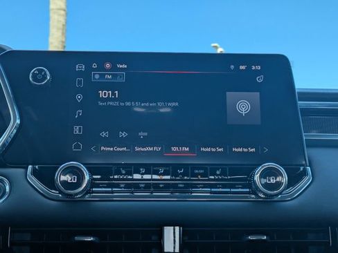 Used 2024 GMC Canyon Elevation w/ Convenience Package image 19