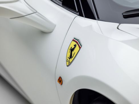 Used 2017 Ferrari 488 GTB image 38