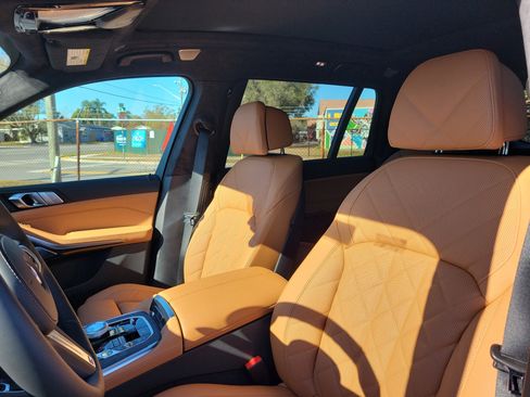 New 2026 BMW X7 xDrive40i w/ Executive Package image 18