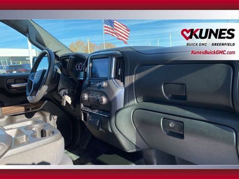 Used 2020 Chevrolet Silverado 1500 LT w/ Remote Start Package image 33