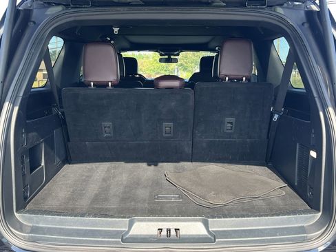 Used 2023 Ford Expedition Max Limited image 31