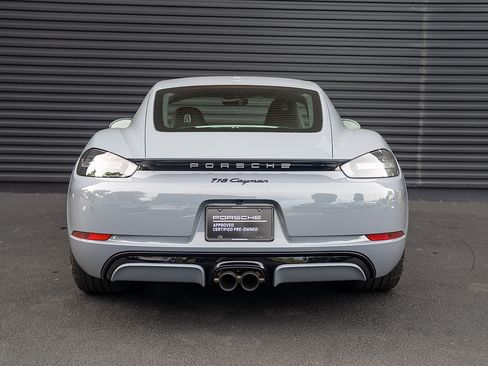 Used 2025 Porsche 718 Cayman RWD image 31