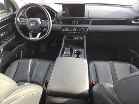 Used 2023 Honda Pilot Touring image 24