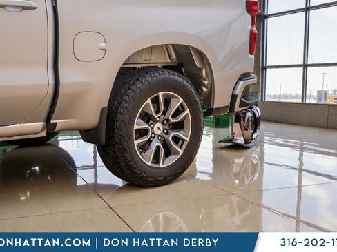 Used 2021 Chevrolet Silverado 1500 RST image 38