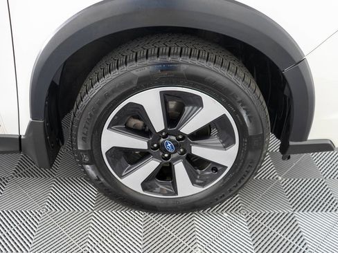 Used 2017 Subaru Forester 2.5i Premium AWD/4WD image 34