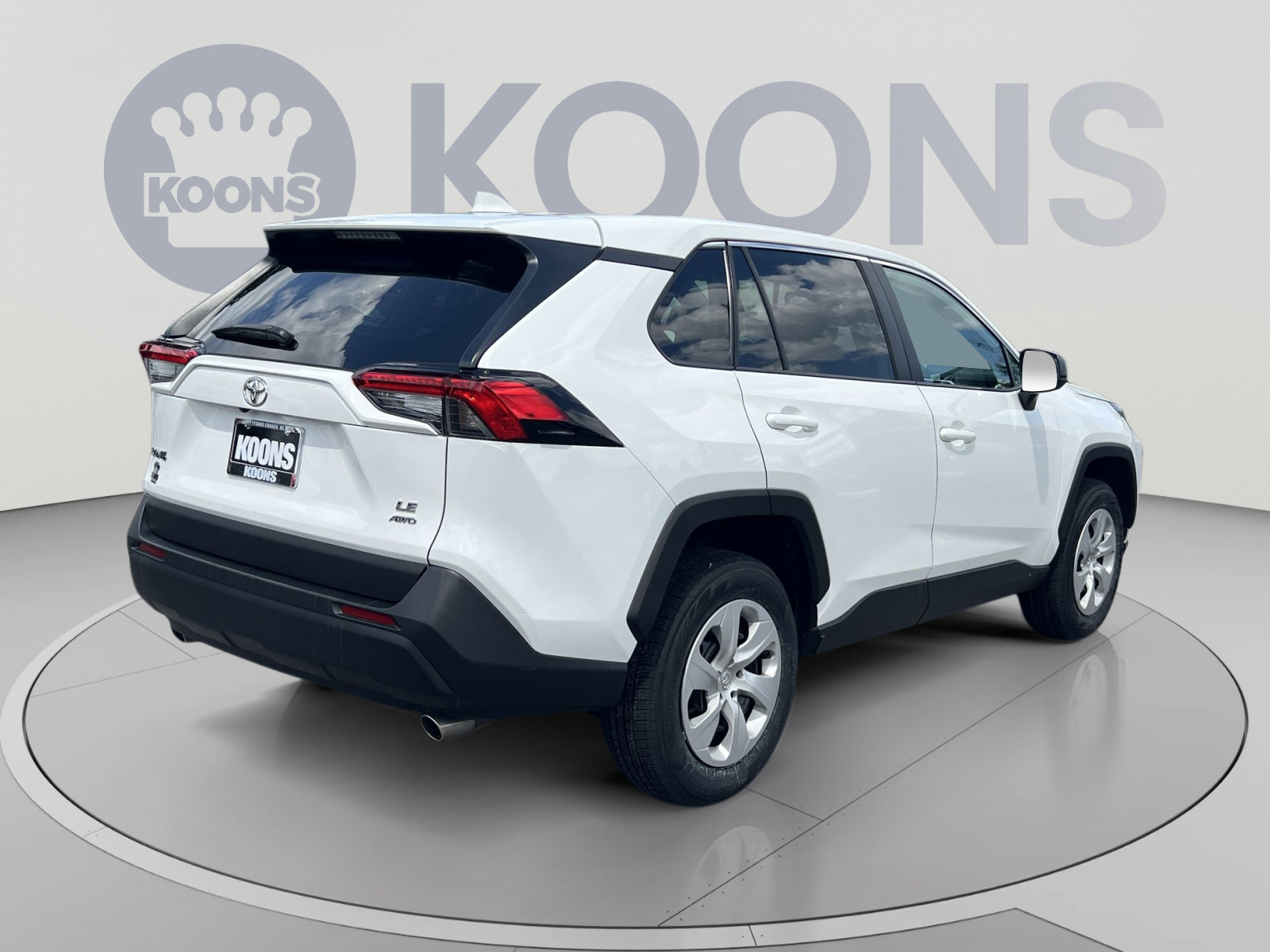 Used 2025 Toyota RAV4 LE AWD/4WD image 7