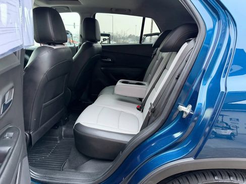Used 2020 Chevrolet Trax Premier image 15