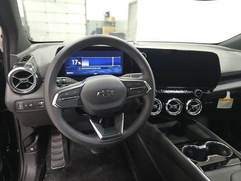 New 2026 Chevrolet Blazer EV LT w/ Midnight/Sport Edition image 11