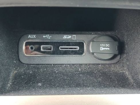 Used 2015 Jeep Grand Cherokee Overland image 18