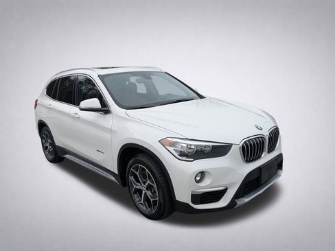 Used 2018 BMW X1 xDrive28i image 1