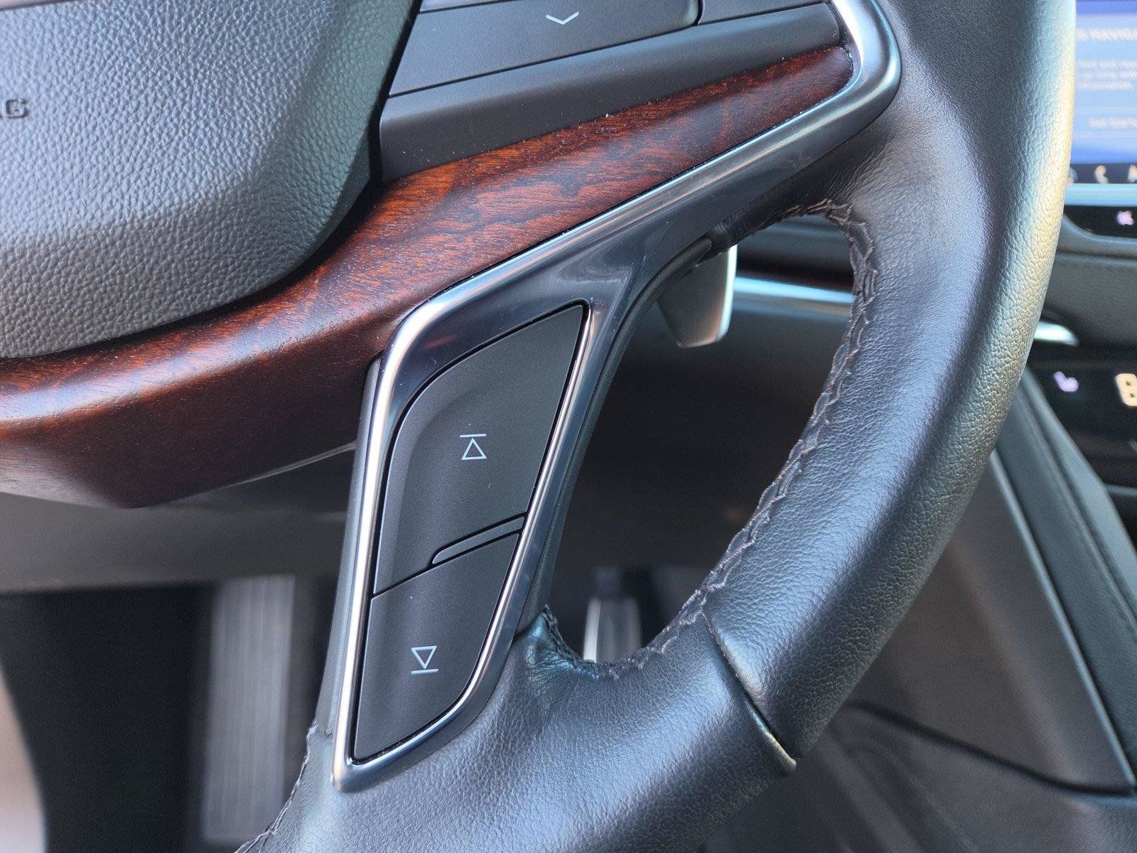 Used 2022 Cadillac XT5 Sportv w/ Technology Package AWD/4WD image 14
