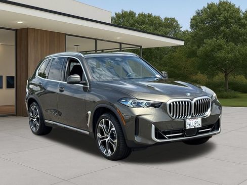 Used 2026 BMW X5 sDrive40i w/ Premium Package RWD image 6