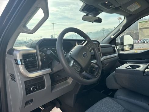 New 2026 Ford F350 XLT w/ FX4 Off-Road Package AWD/4WD image 18
