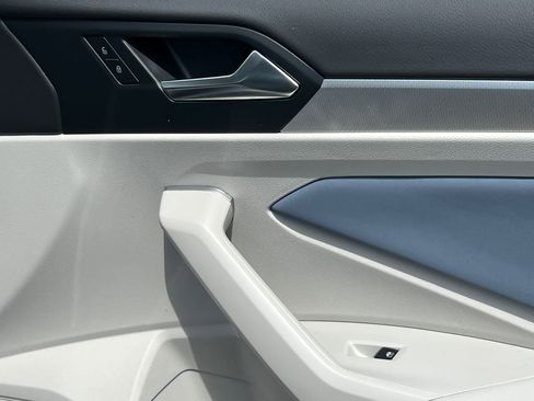 New 2026 Volkswagen Jetta SE FWD image 6