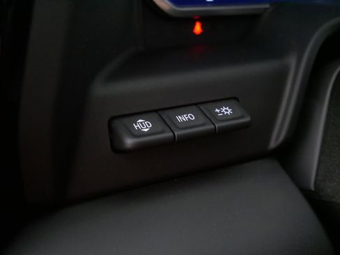 Used 2024 GMC Sierra 3500 Denali Ultimate image 19