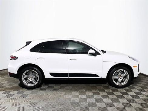 Used 2020 Porsche Macan S image 9