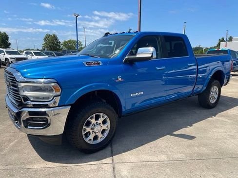 Used 2020 RAM 2500 Laramie AWD/4WD image 2