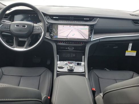 New 2026 Jeep Grand Cherokee Limited image 12