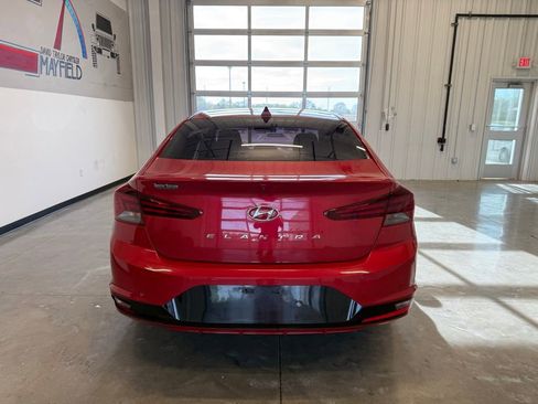 Used 2020 Hyundai Elantra SEL image 4