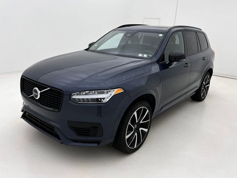 Used 2023 Volvo XC90 T8 Ultimate image 4