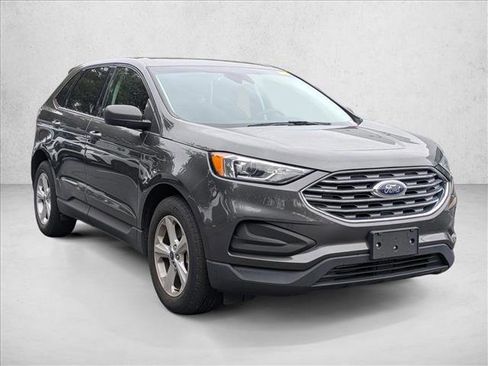 Used 2020 Ford Edge SE image 8