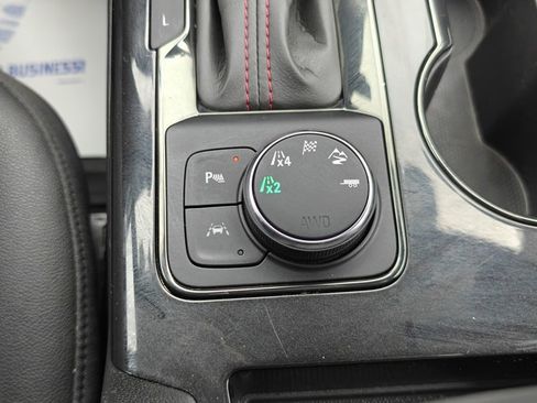 Certified 2021 Chevrolet Blazer RS image 33