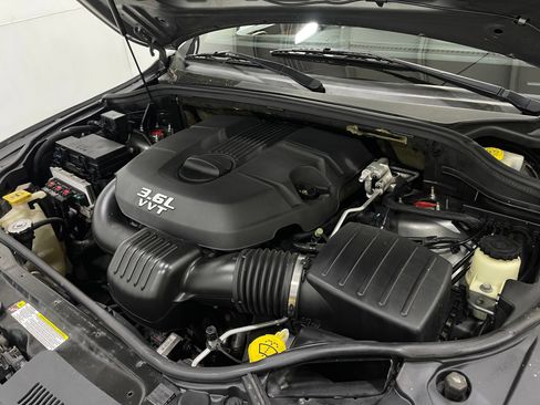 Used 2012 Jeep Grand Cherokee Overland AWD/4WD image 27