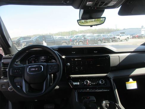 New 2026 GMC Sierra 1500 AT4 image 17