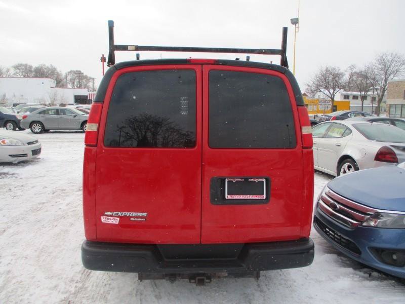 Used 2011 Chevrolet Express 1500 RWD image 5