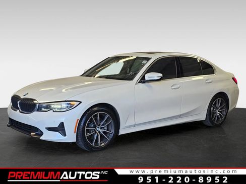 Used 2022 BMW 330i Sedan w/ Convenience Package RWD image 1