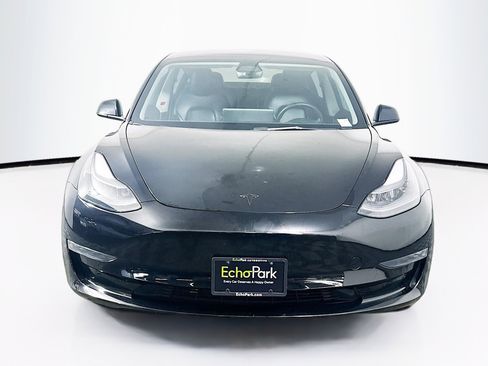 Used 2023 Tesla Model 3 Performance image 2
