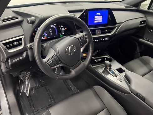 Certified 2025 Lexus UX 300h FWD image 16