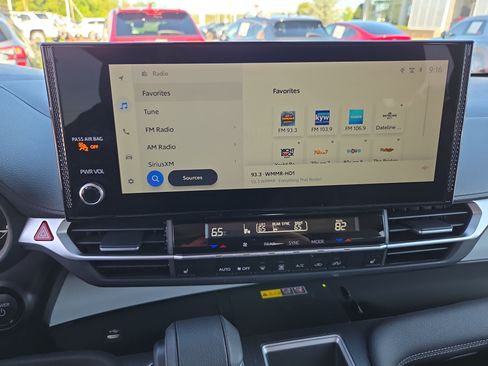 Certified 2026 Toyota Sienna XLE AWD/4WD image 22