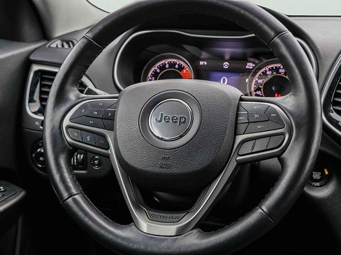 Used 2019 Jeep Cherokee Limited AWD/4WD image 10
