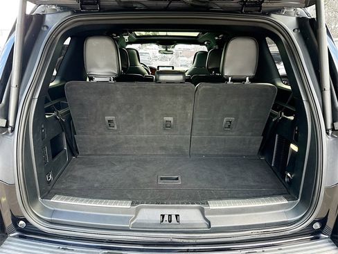 Used 2021 Lincoln Navigator Reserve image 30