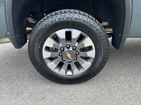 Used 2025 Chevrolet Silverado 3500 LT w/ All Star Edition AWD/4WD image 18