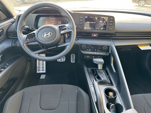 Certified 2026 Hyundai Elantra Sport image 22