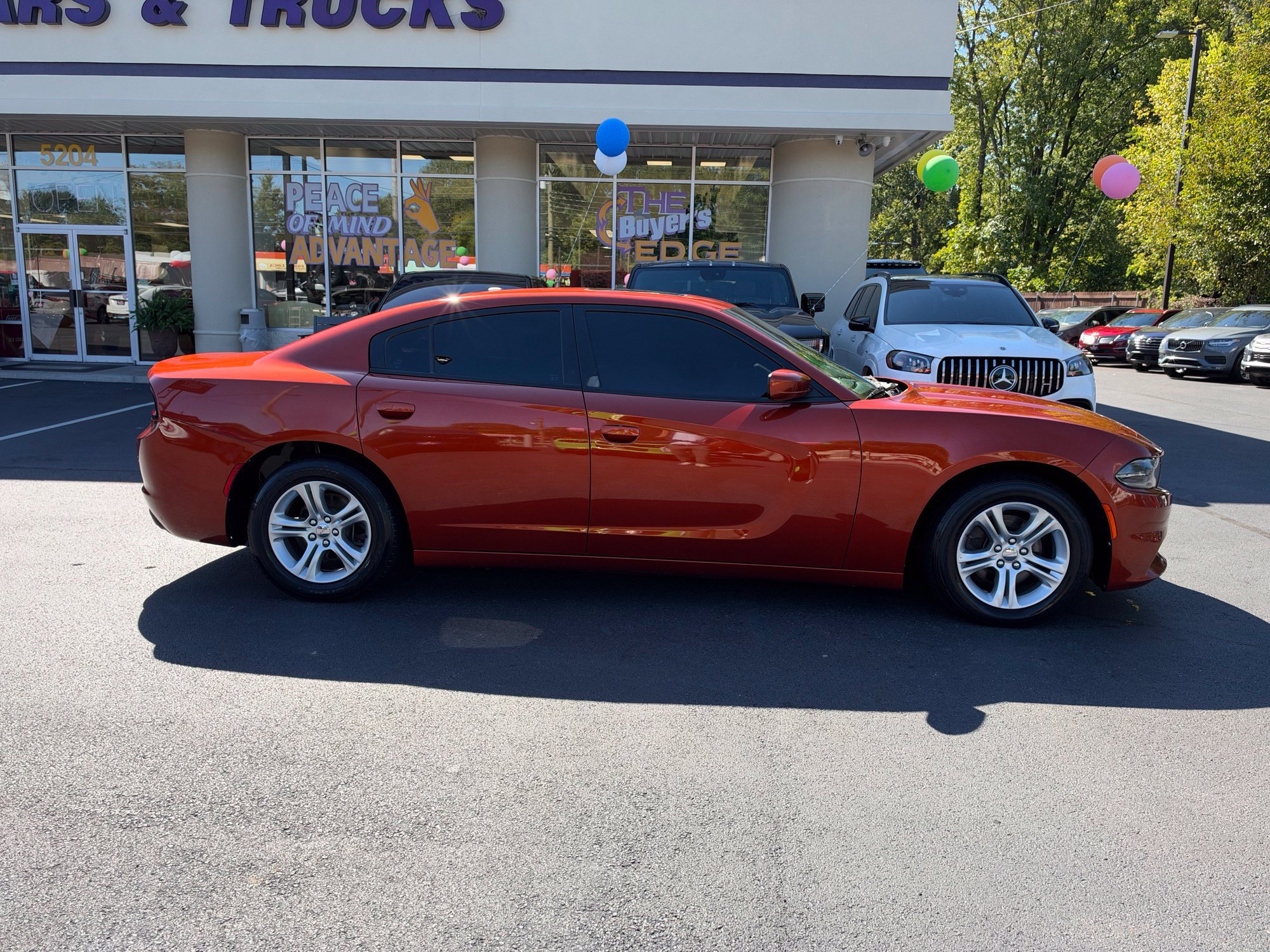 Used 2021 Dodge Charger SXT w/ Leather Interior Group RWD image 7